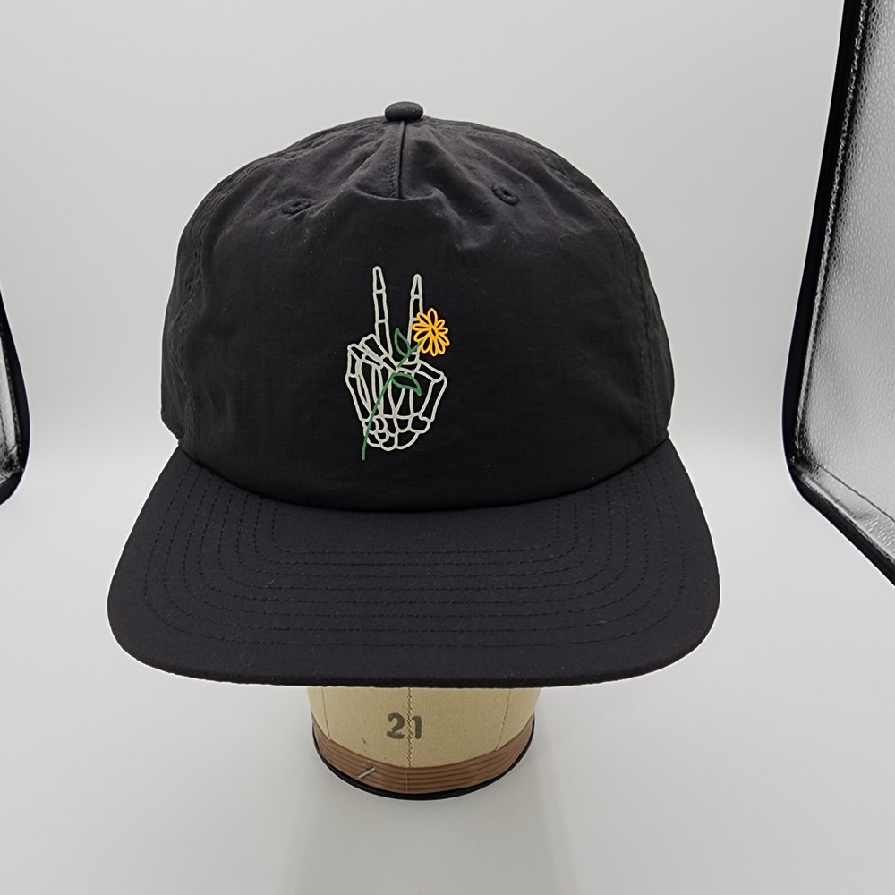 NEFF Pushing Up Daisies Hat Daily Flat Billed Strapback Black Nylon Cap NEW - Picture 2 of 16